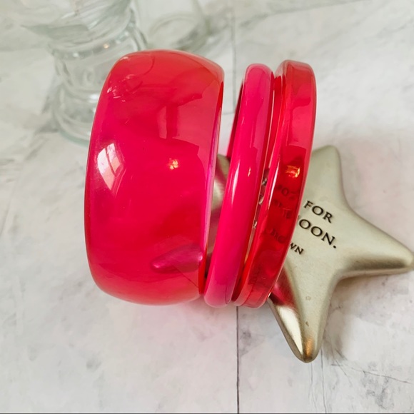 Set of 3 Pink Plastic Bangle Bracelets - Picture 2 of 7